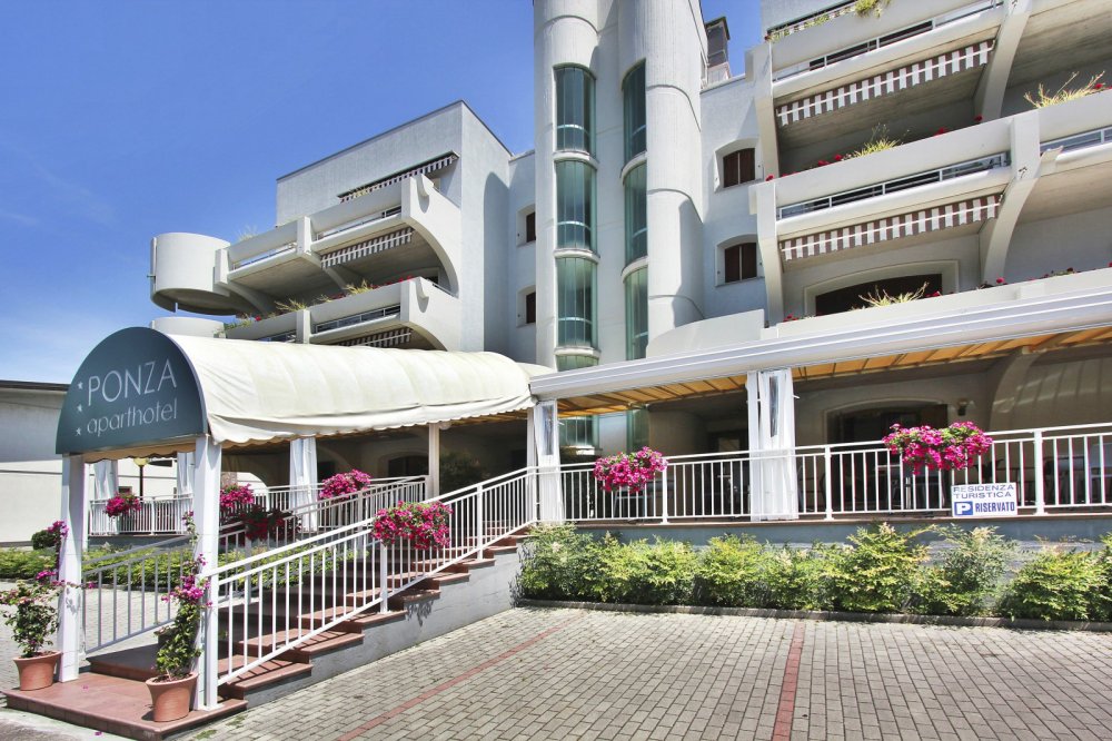 Lignano Aparthotel Ponza 3 Sterne in Sabbiadoro